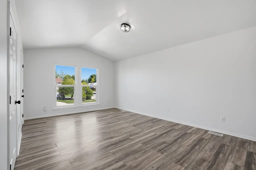 44890 Greenwood Drive Van Buren Charter Township MI 48111