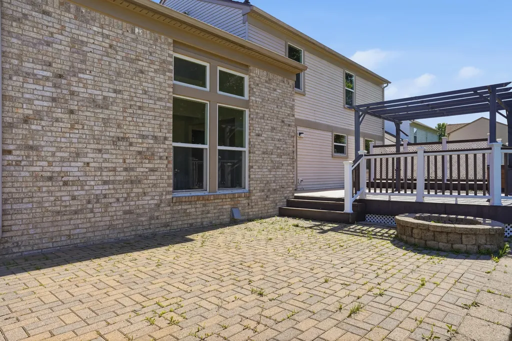 44890 Greenwood Drive Van Buren Charter Township MI 48111
