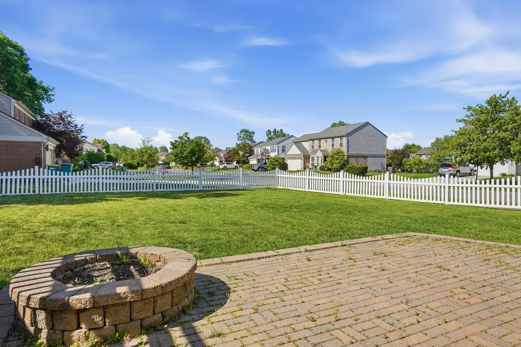 44890 Greenwood Drive Van Buren Charter Township MI 48111