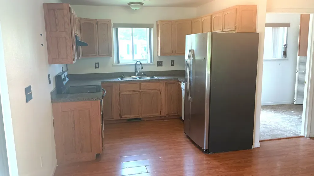 1738 Oak Street Monroe City MI 48161
