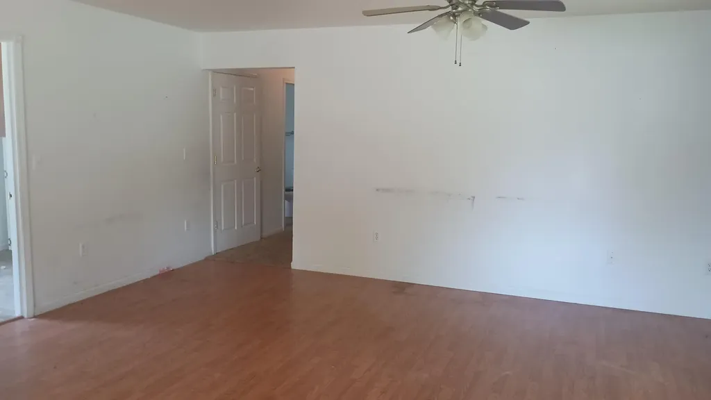 1738 Oak Street Monroe City MI 48161