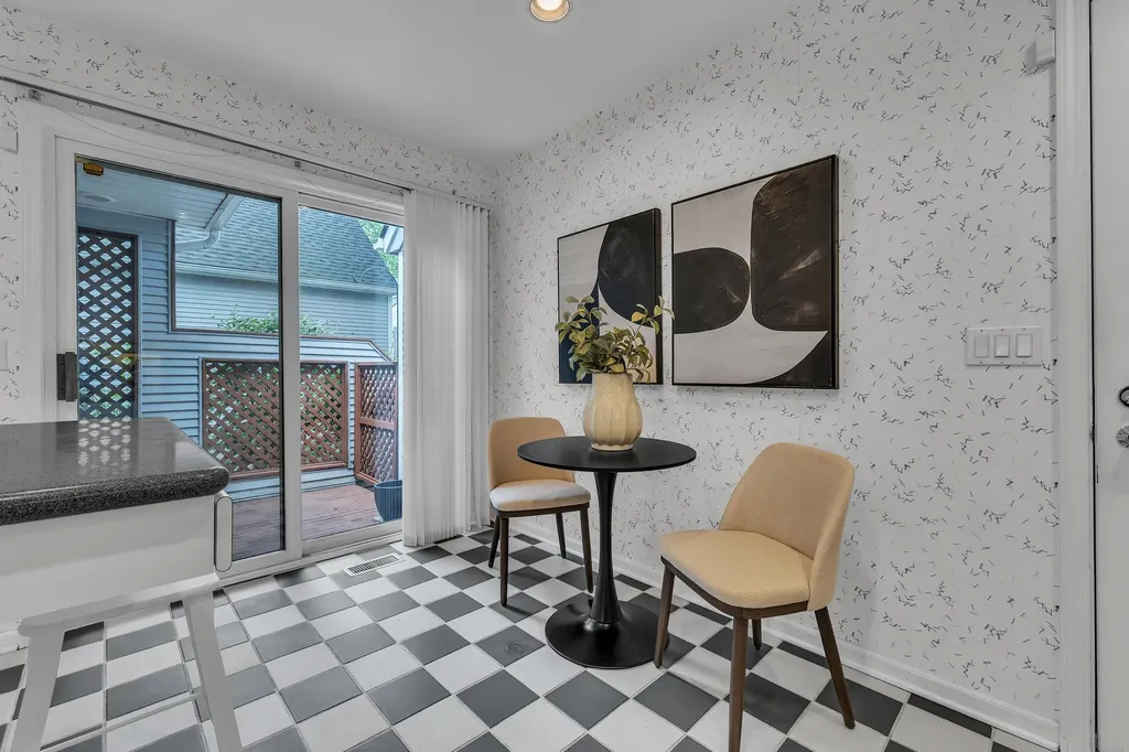 558 Heritage Drive Ann Arbor City MI 48105