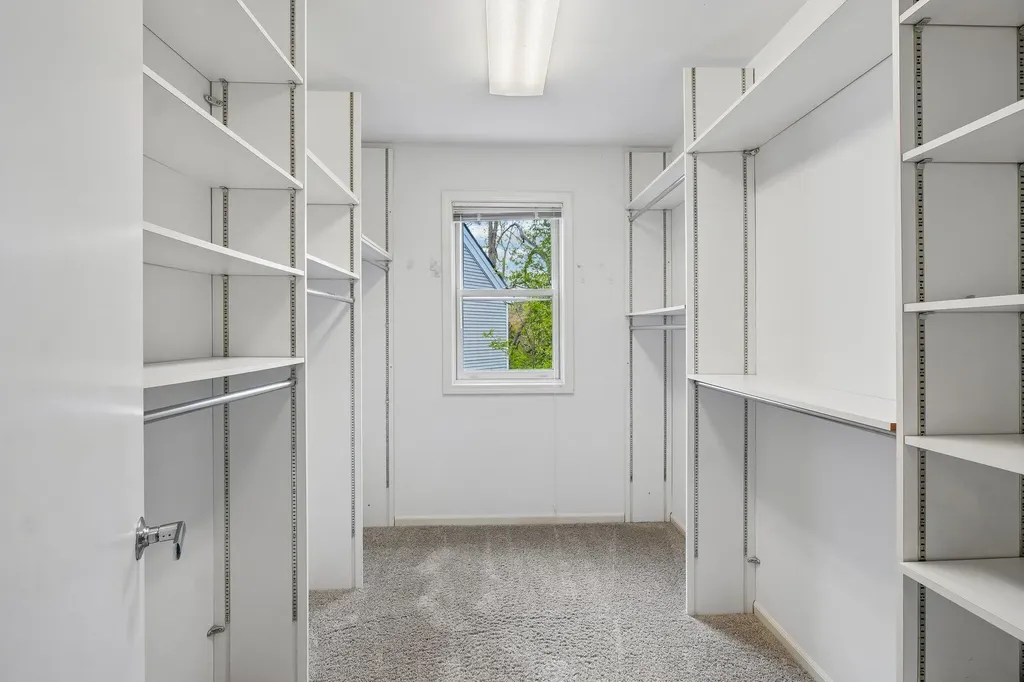 558 Heritage Drive Ann Arbor City MI 48105