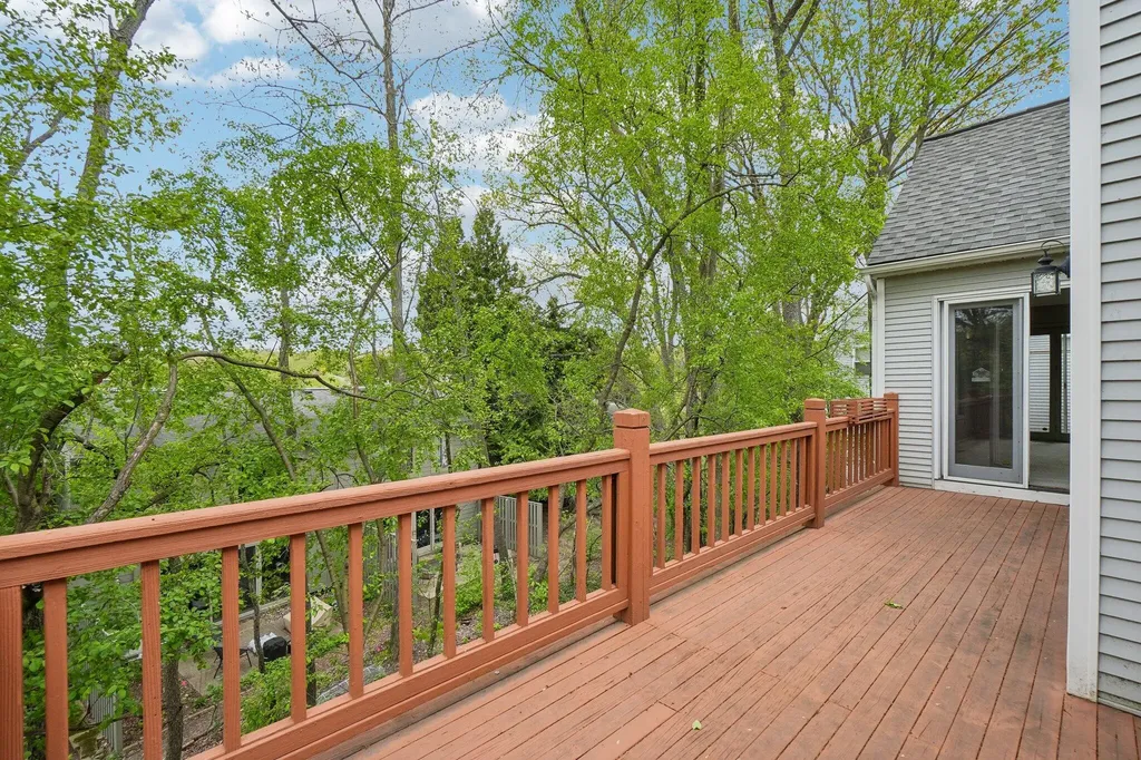 558 Heritage Drive Ann Arbor City MI 48105