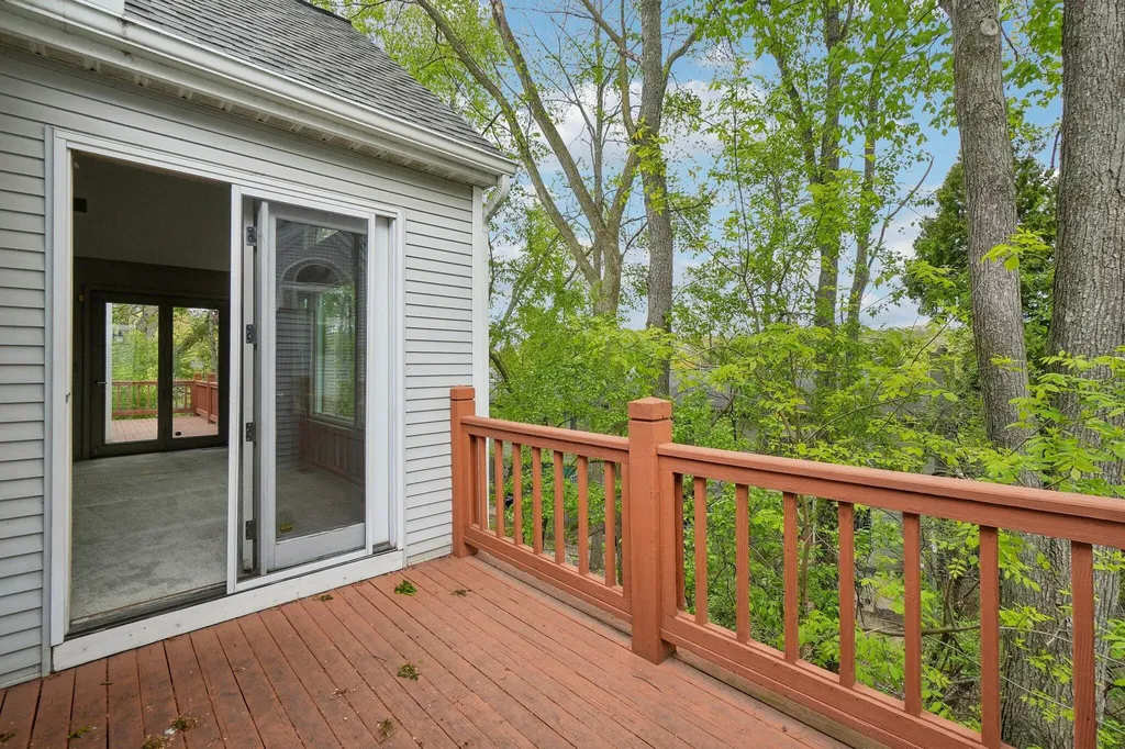 558 Heritage Drive Ann Arbor City MI 48105