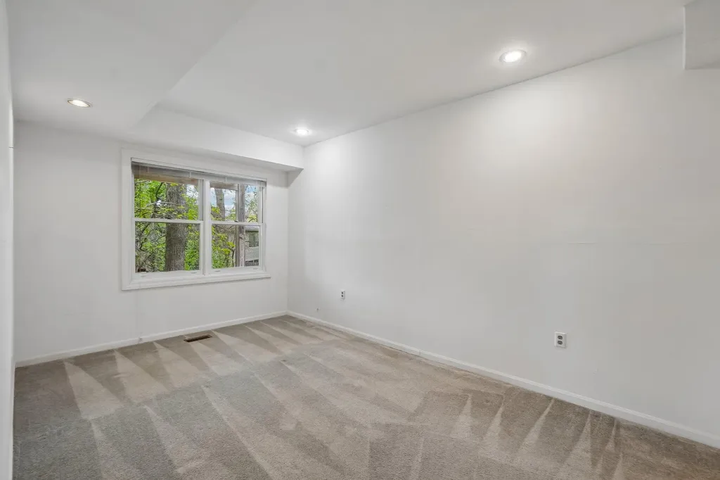 558 Heritage Drive Ann Arbor City MI 48105