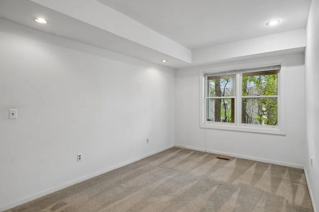 558 Heritage Drive Ann Arbor City MI 48105