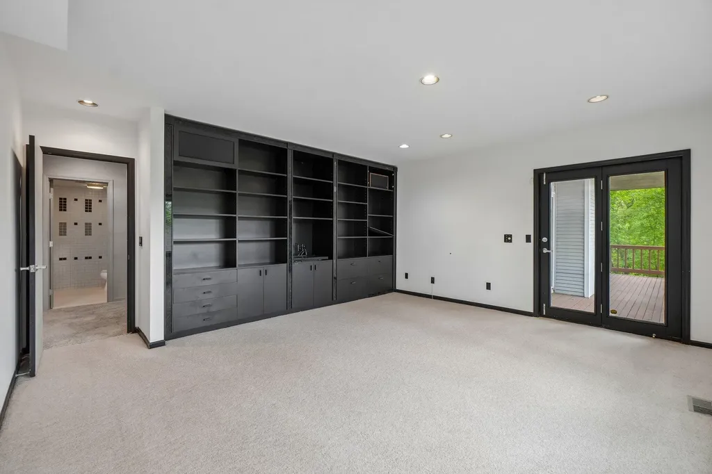 558 Heritage Drive Ann Arbor City MI 48105