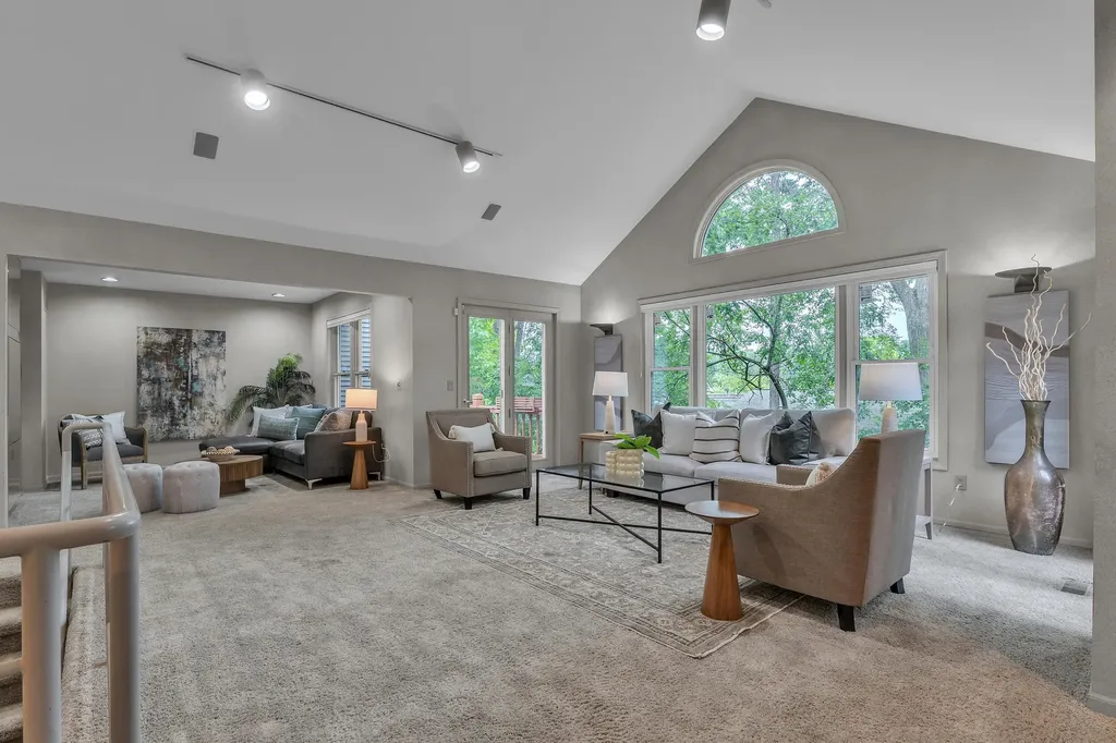 558 Heritage Drive Ann Arbor City MI 48105