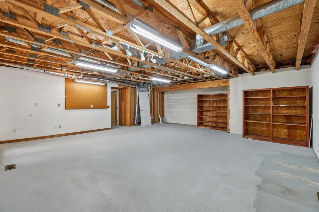 558 Heritage Drive Ann Arbor City MI 48105
