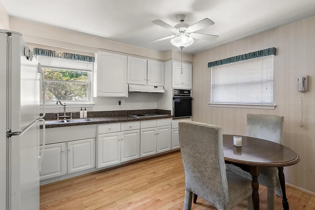 32369 Alvin Street Garden City City MI 48135