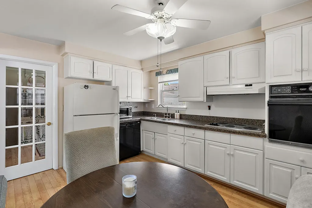 32369 Alvin Street Garden City City MI 48135