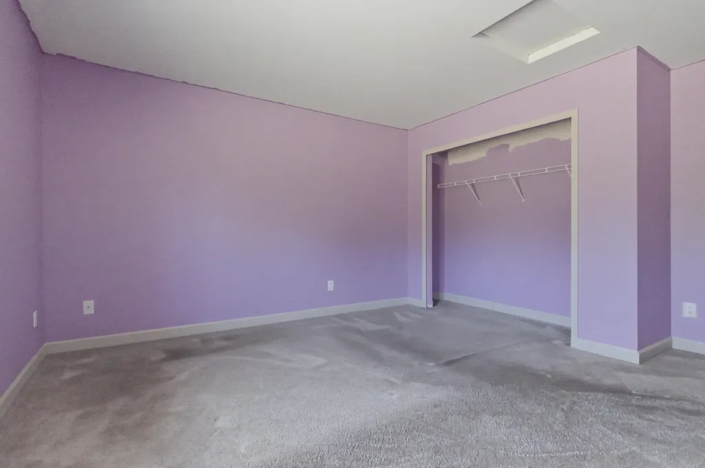 32200 Ecorse Road Romulus City MI 48174