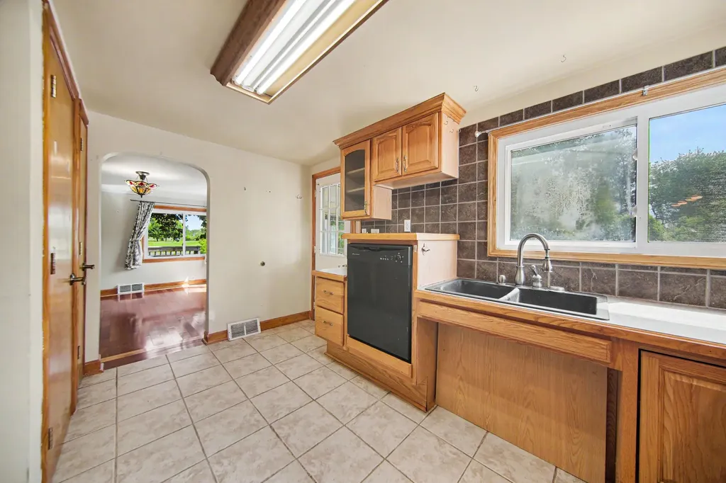 9100 Willis Road Augusta Charter Township MI 48191