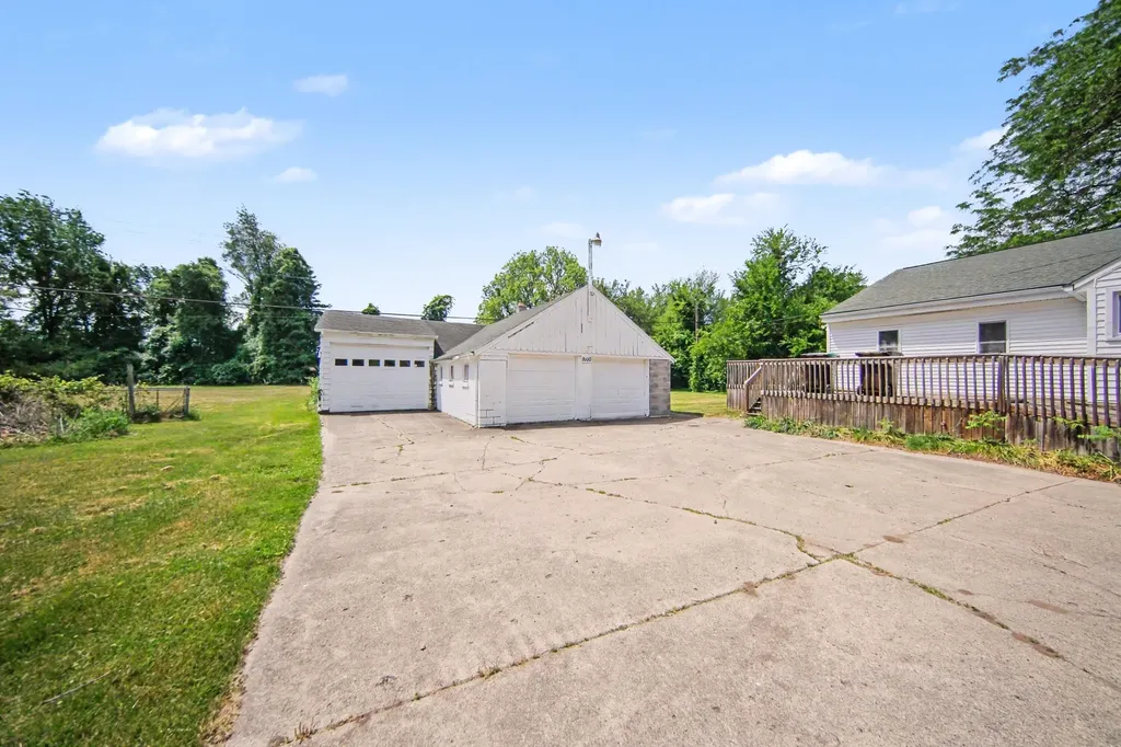 9100 Willis Road Augusta Charter Township MI 48191