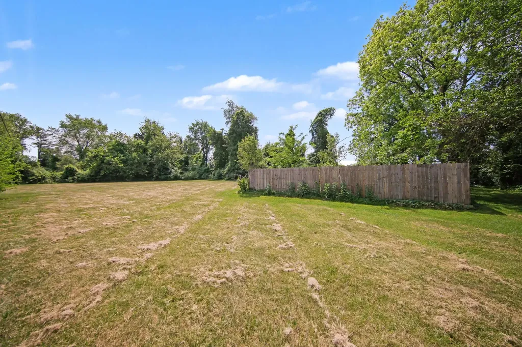 9100 Willis Road Augusta Charter Township MI 48191