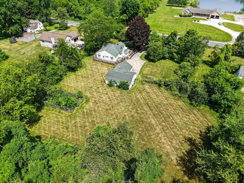 9100 Willis Road Augusta Charter Township MI 48191