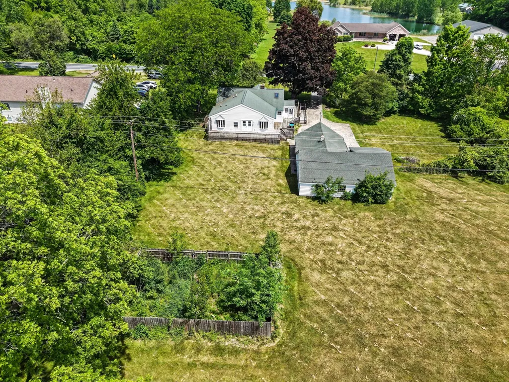 9100 Willis Road Augusta Charter Township MI 48191