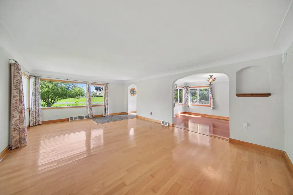 9100 Willis Road Augusta Charter Township MI 48191