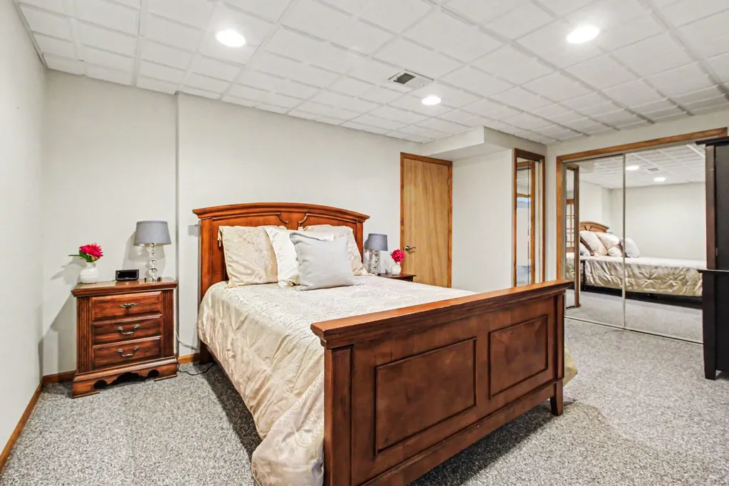 182 Kilkenny Court Scio Township MI 48103