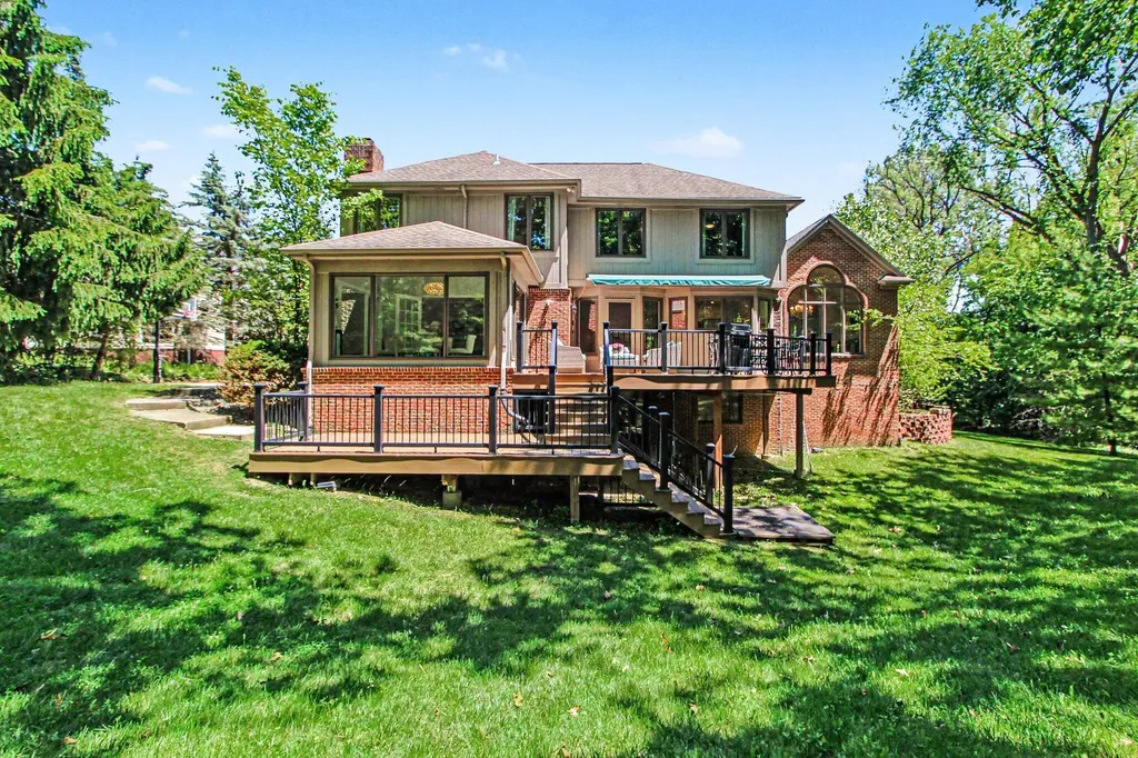 182 Kilkenny Court Scio Township MI 48103