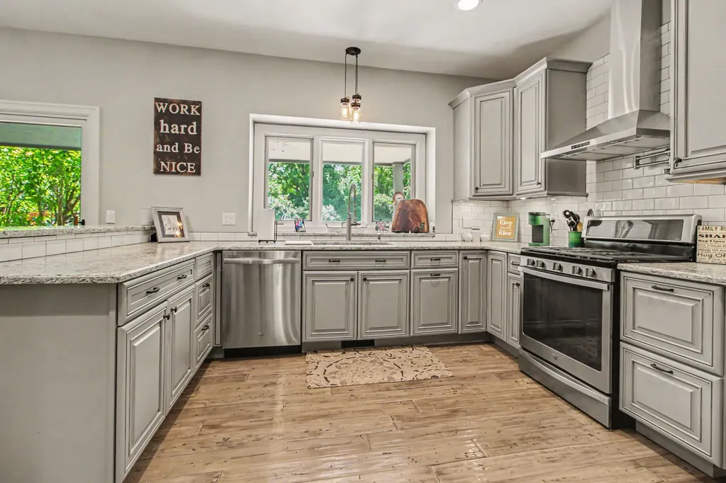 5875 Pinecrest Estates Drive Salem Township MI 48105