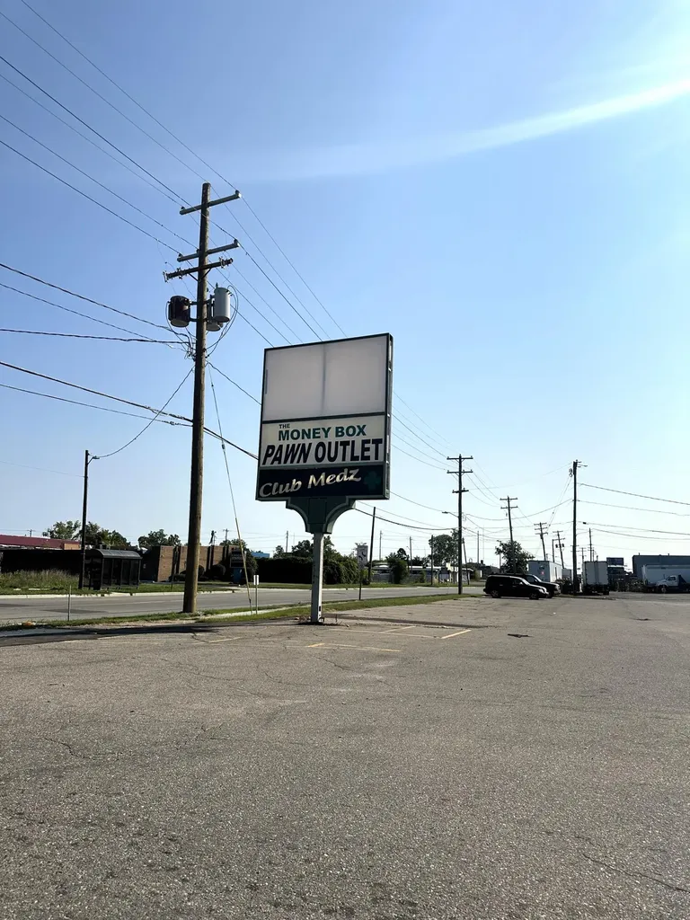 2838 E Court Street Flint Charter Township MI 48506