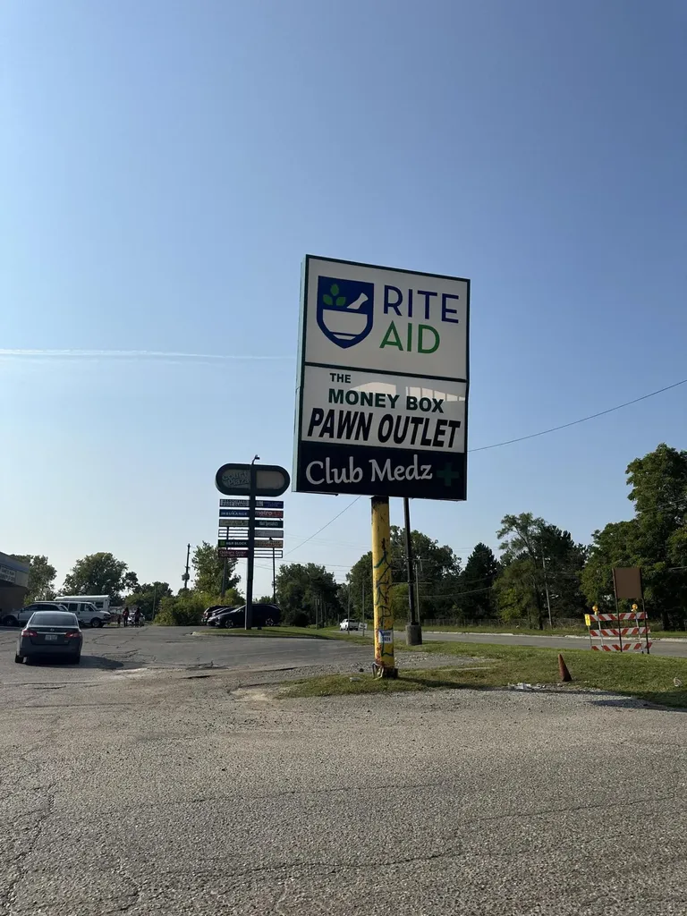 2838 E Court Street Flint Charter Township MI 48506