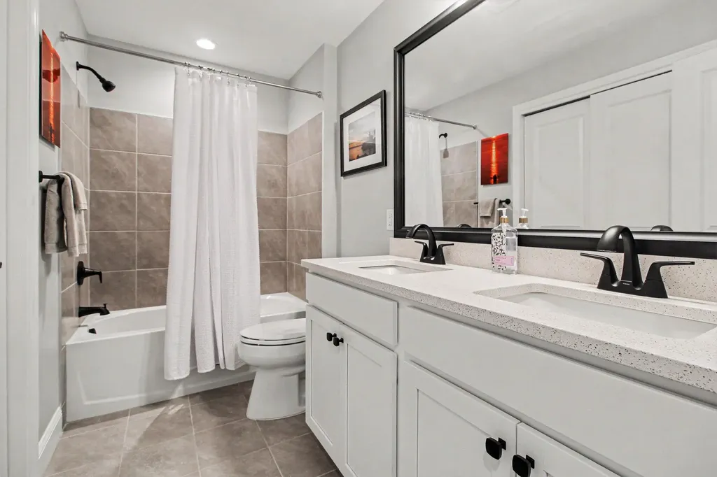 3265 Brackley Drive Ann Arbor City MI 48105