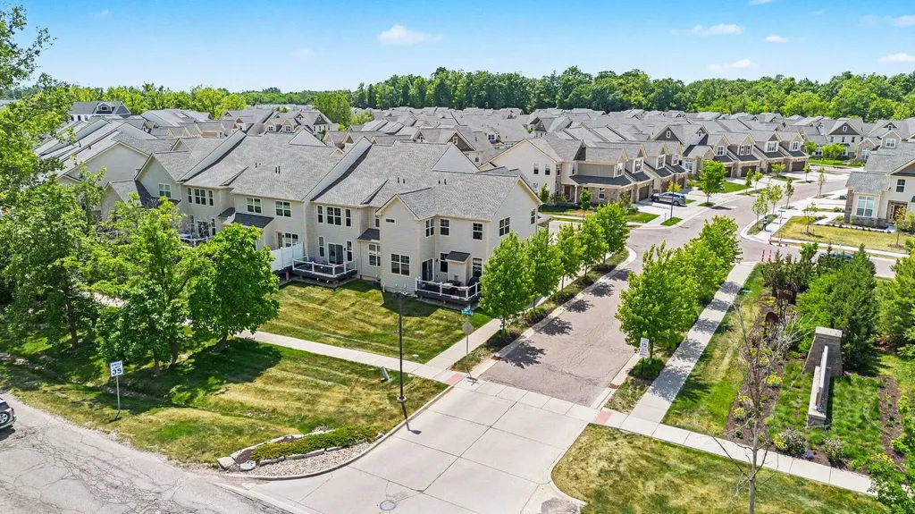3265 Brackley Drive Ann Arbor City MI 48105