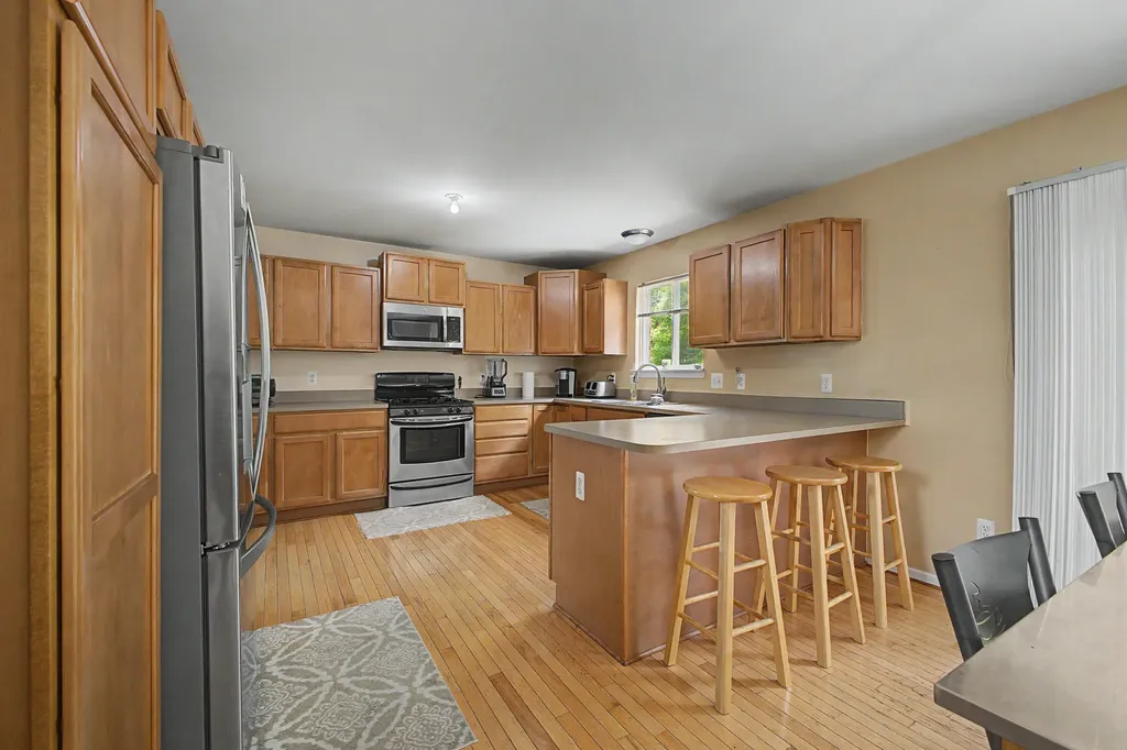 24224 Konarska Drive Brownstown Charter Township MI 48134