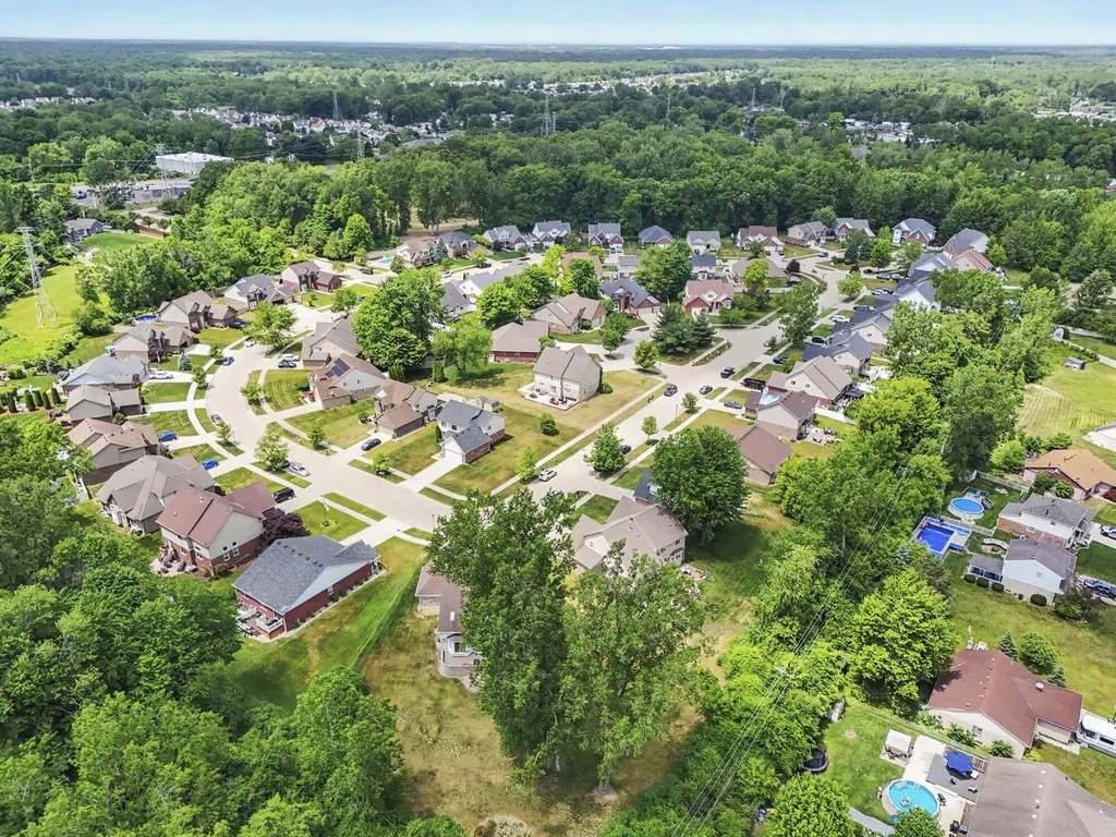 24224 Konarska Drive Brownstown Charter Township MI 48134