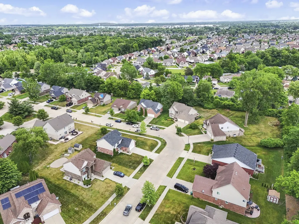 24224 Konarska Drive Brownstown Charter Township MI 48134