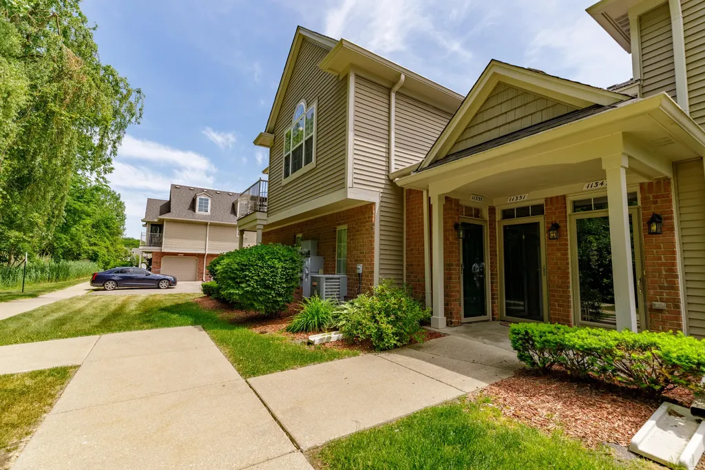 11355 N Woods Drive Shelby Charter Township MI 48317
