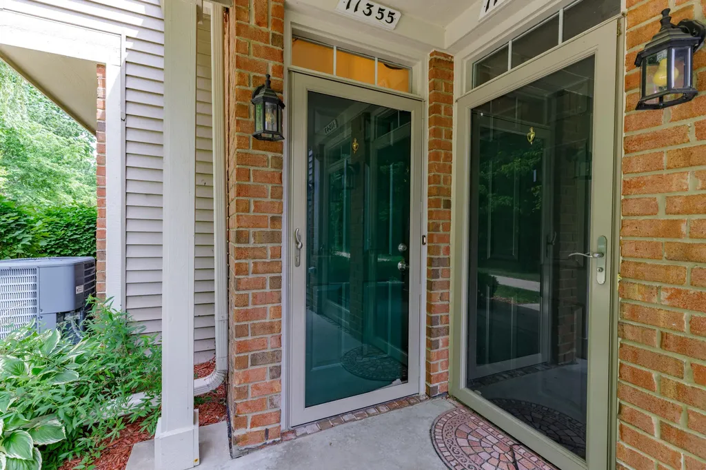 11355 N Woods Drive Shelby Charter Township MI 48317