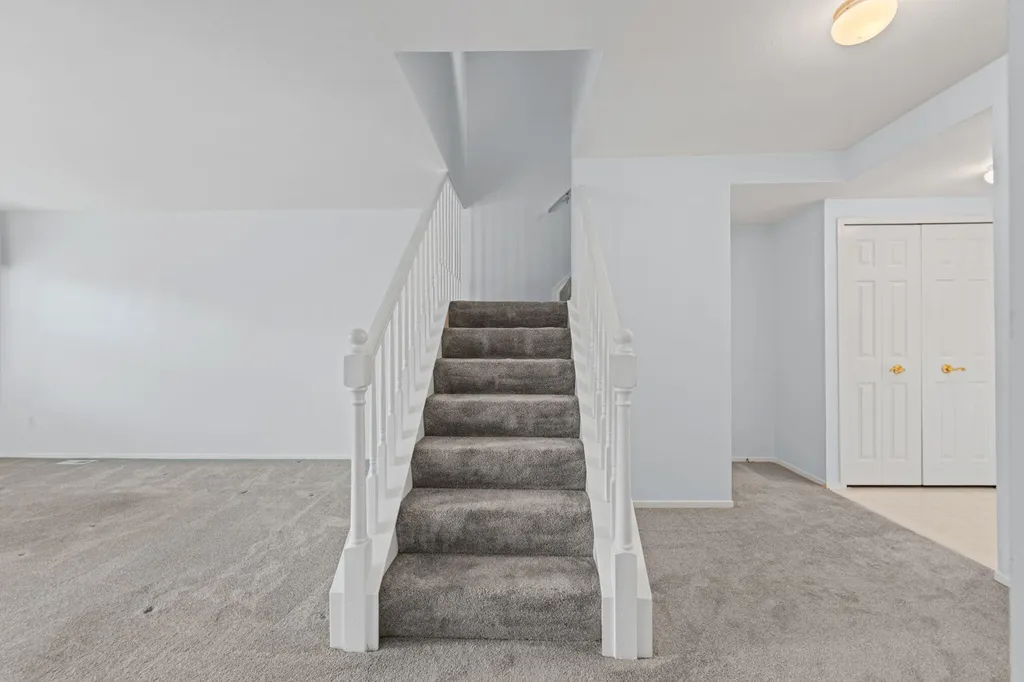 6640 Deerhurst Drive Westland City MI 48185