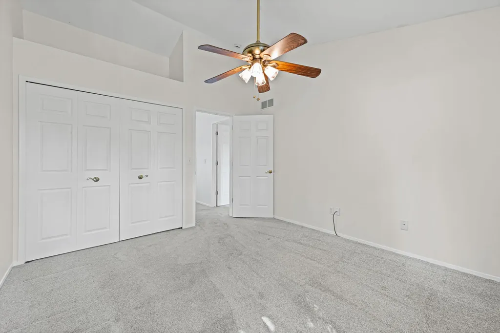6640 Deerhurst Drive Westland City MI 48185