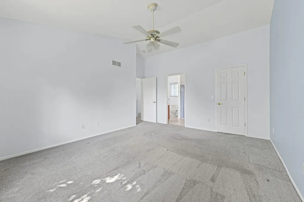 6640 Deerhurst Drive Westland City MI 48185
