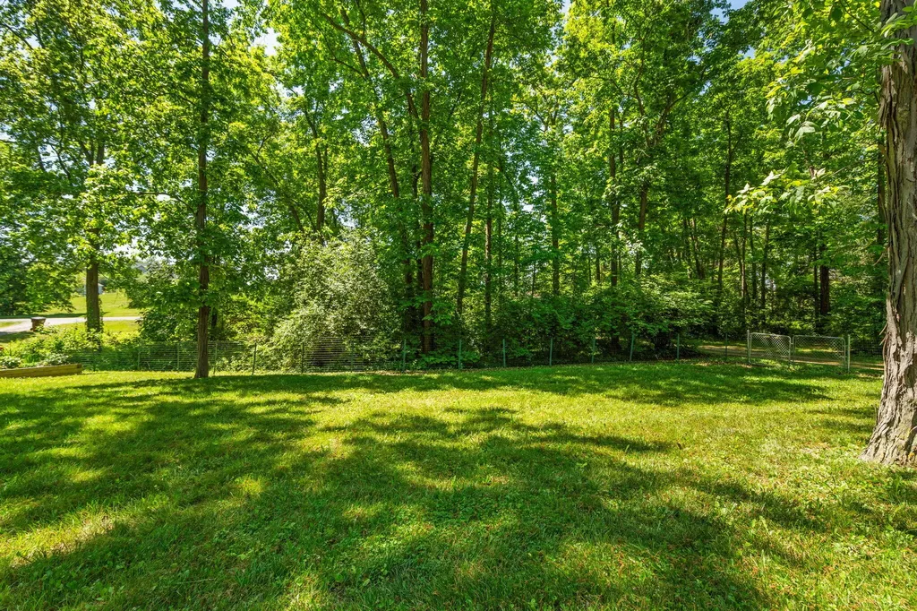 4271 Willis Road York Charter Township MI 48160