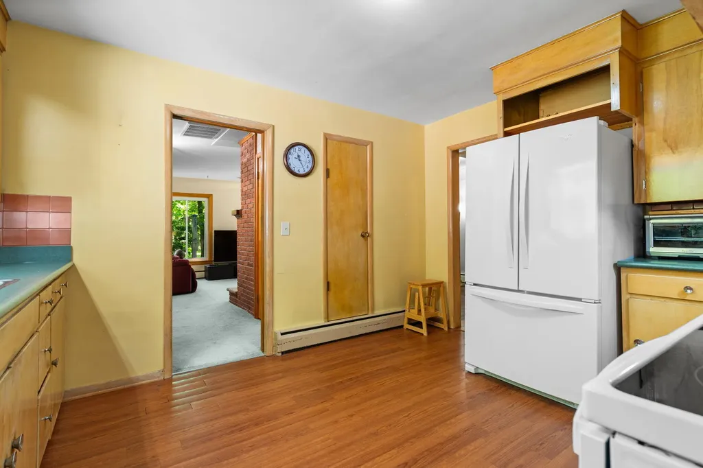 4271 Willis Road York Charter Township MI 48160
