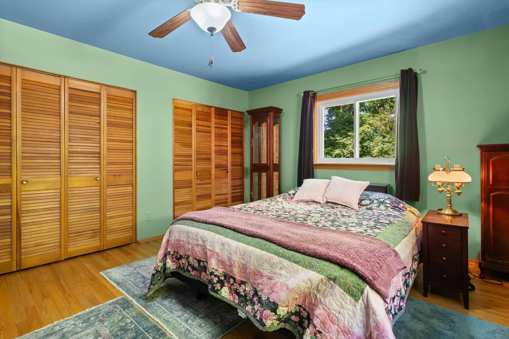 4271 Willis Road York Charter Township MI 48160