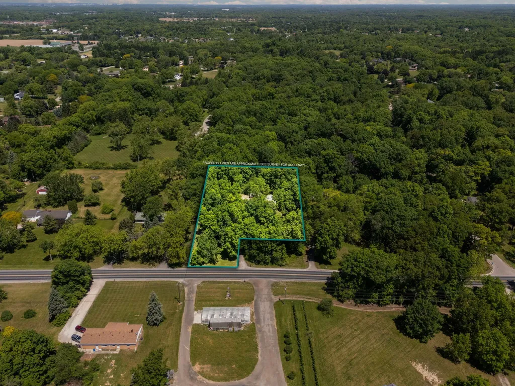 4271 Willis Road York Charter Township MI 48160