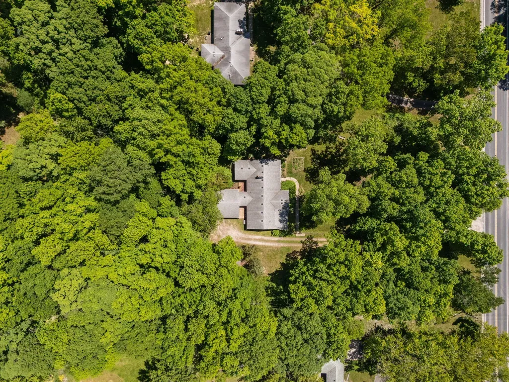 4271 Willis Road York Charter Township MI 48160