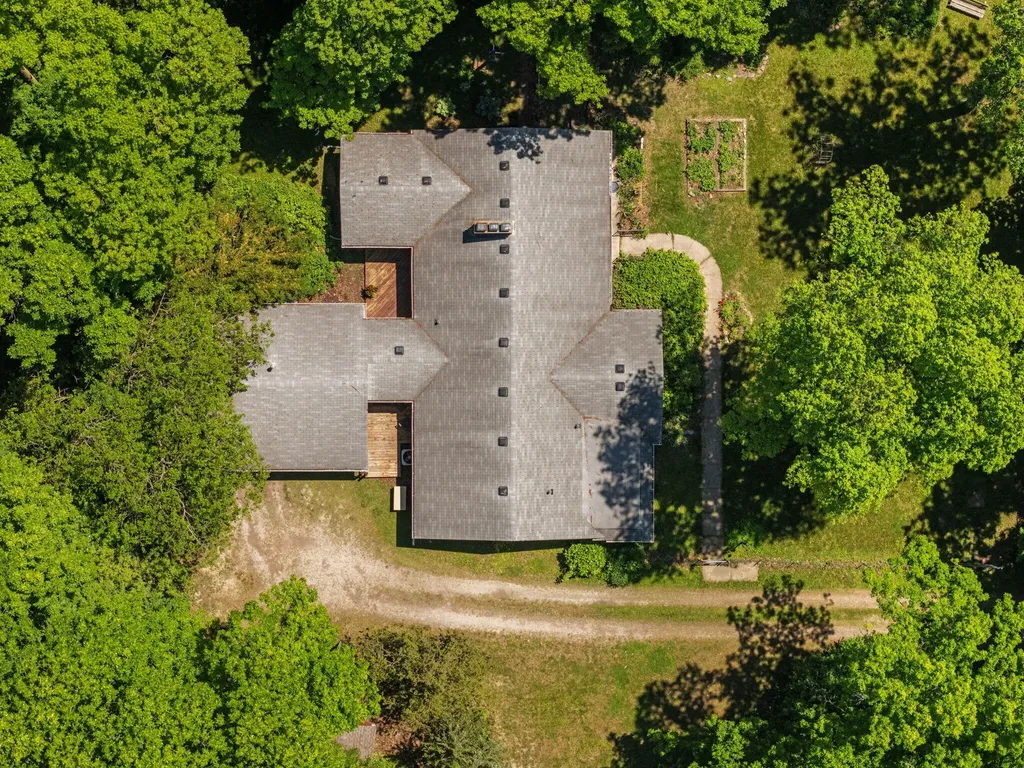 4271 Willis Road York Charter Township MI 48160