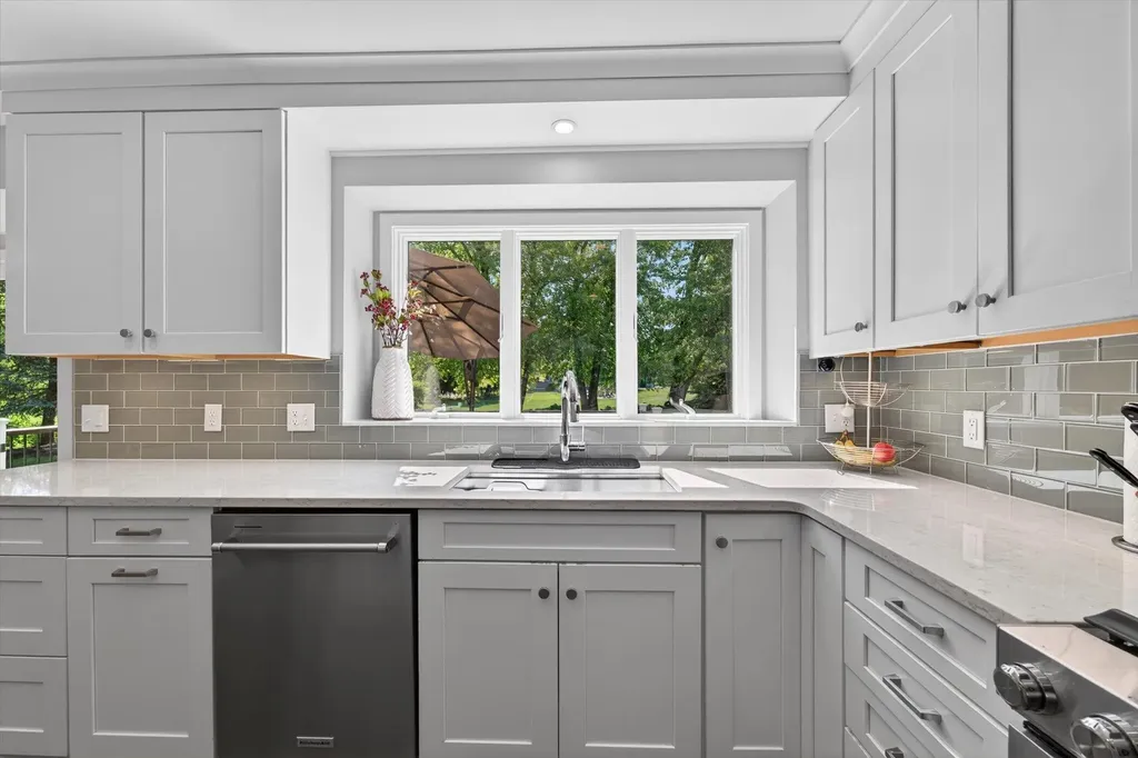 5001 Birkdale Drive Scio Township MI 48103