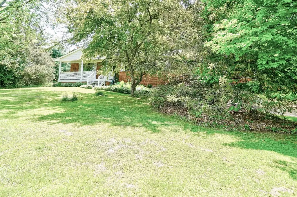 8235 N Territorial Road Webster Township MI 48130