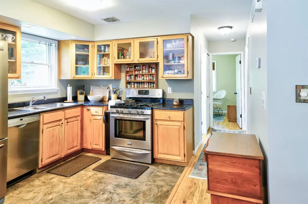 8235 N Territorial Road Webster Township MI 48130