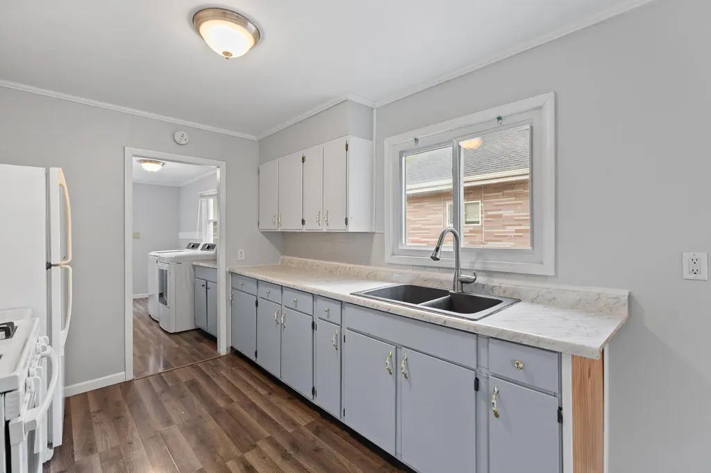 3428 Sunnyheart Avenue Leoni Township MI 49202