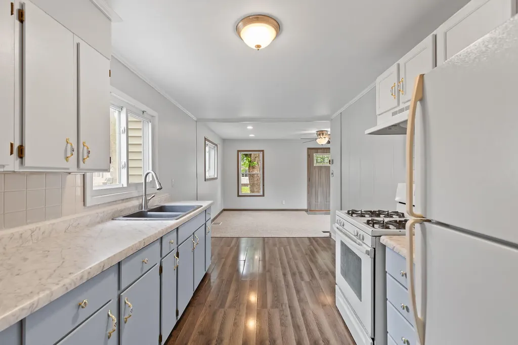 3428 Sunnyheart Avenue Leoni Township MI 49202
