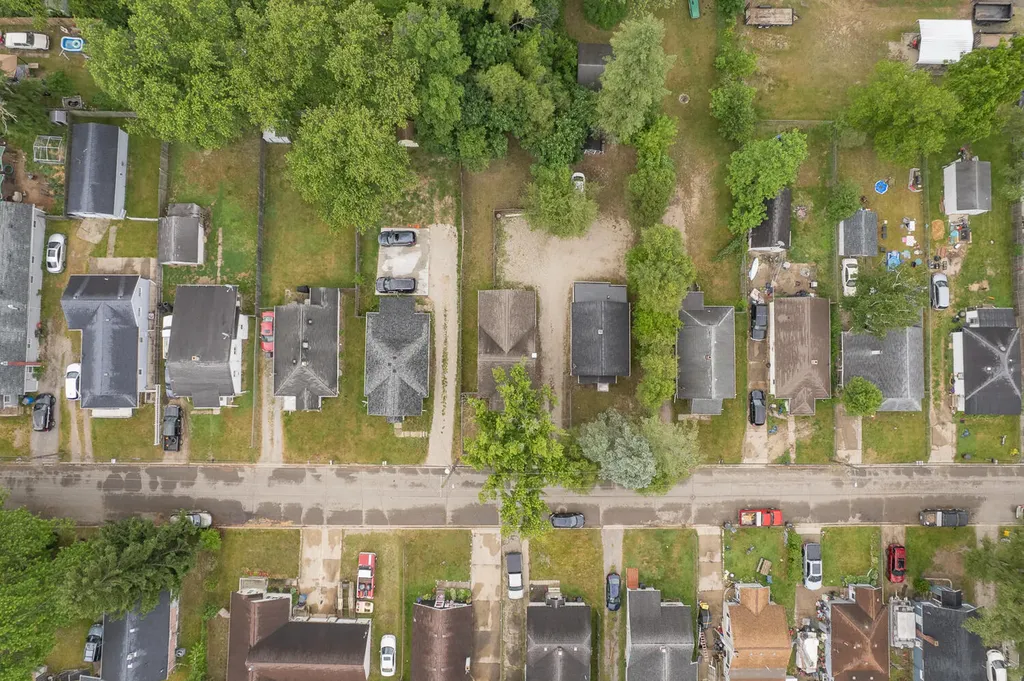 3428 Sunnyheart Avenue Leoni Township MI 49202